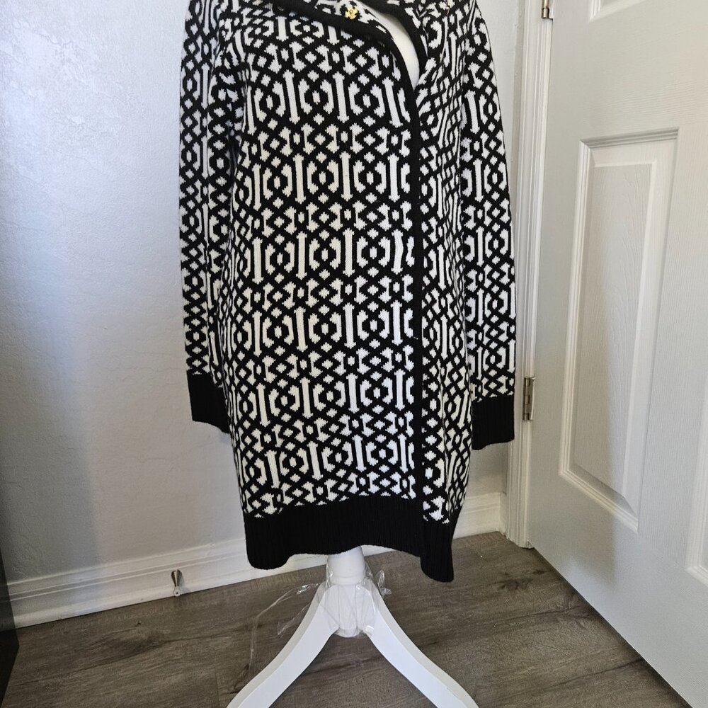 ANN KLEIN CARDITION BLACK AND WHITE NEW NO TAGS